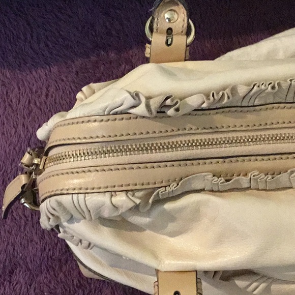 Authentic Gucci Lamb Skin Nude Leather Ruffel Sabrina Satchel-189848002058 - Picture 6 of 16